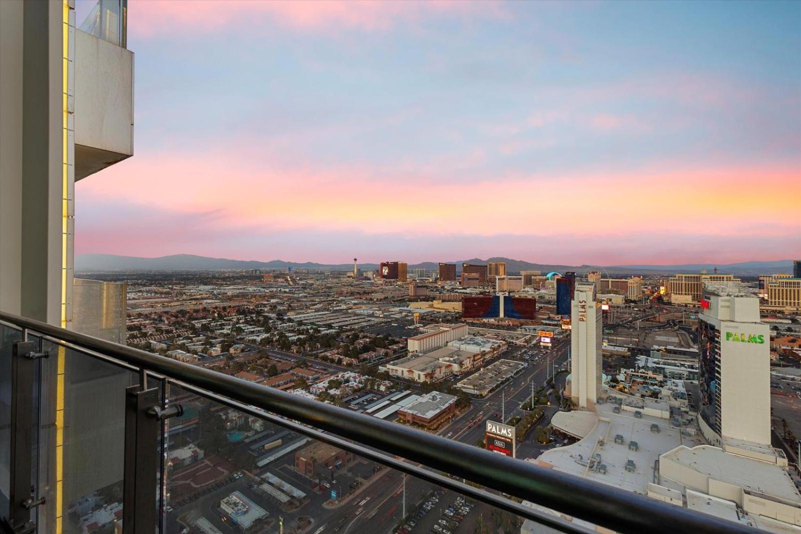 Luxury 4000 Sqft Penthouse At Palms Place 56 Floor Las Vegas Exterior foto