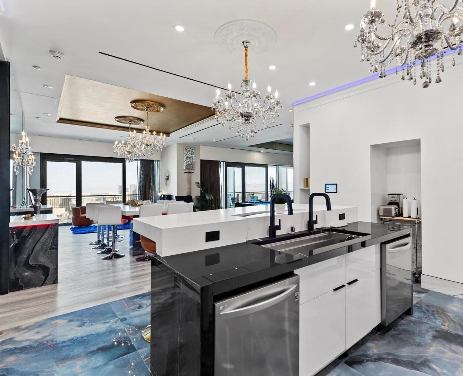 Luxury 4000 Sqft Penthouse At Palms Place 56 Floor Las Vegas Exterior foto